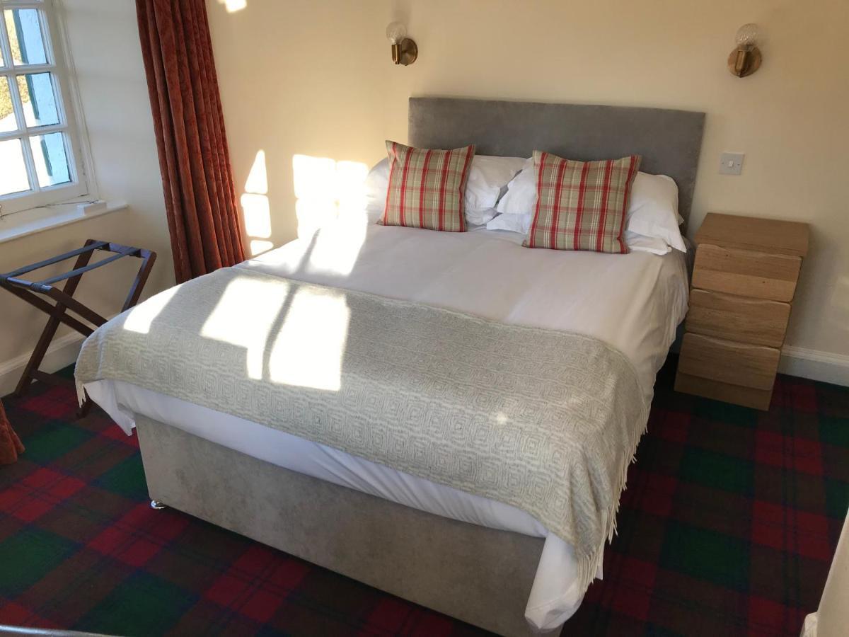 Hotel Highlander